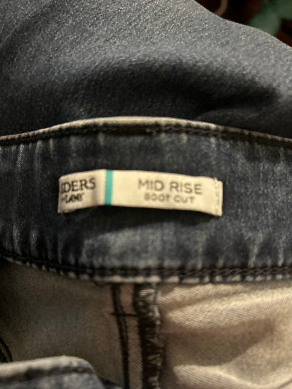 Riders by Lee womenβs boot cut mid rise blue jeans size 10m